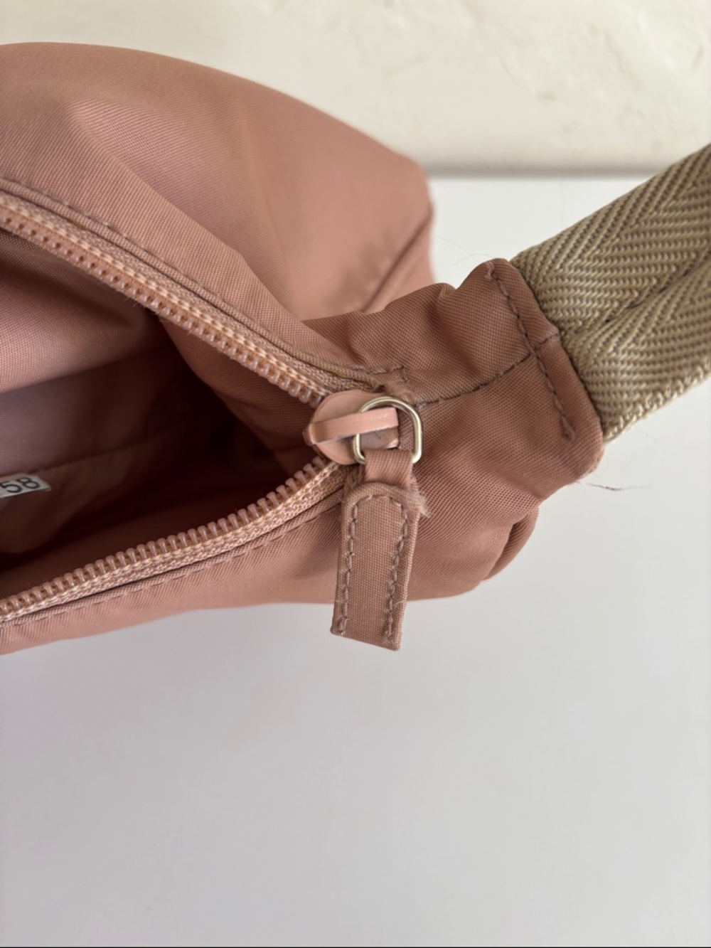 100% Authentic Prada Dusty Rose Nylon Shoulder Bag with Cream Strap - Picture 9 of 16